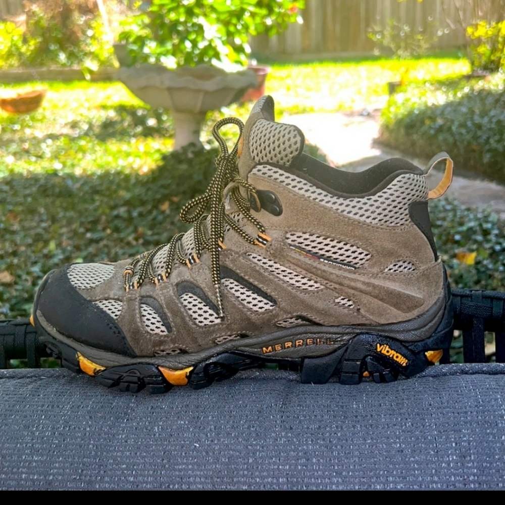 SALE ▶️ Merrell ◀️ Walnut hiking boots